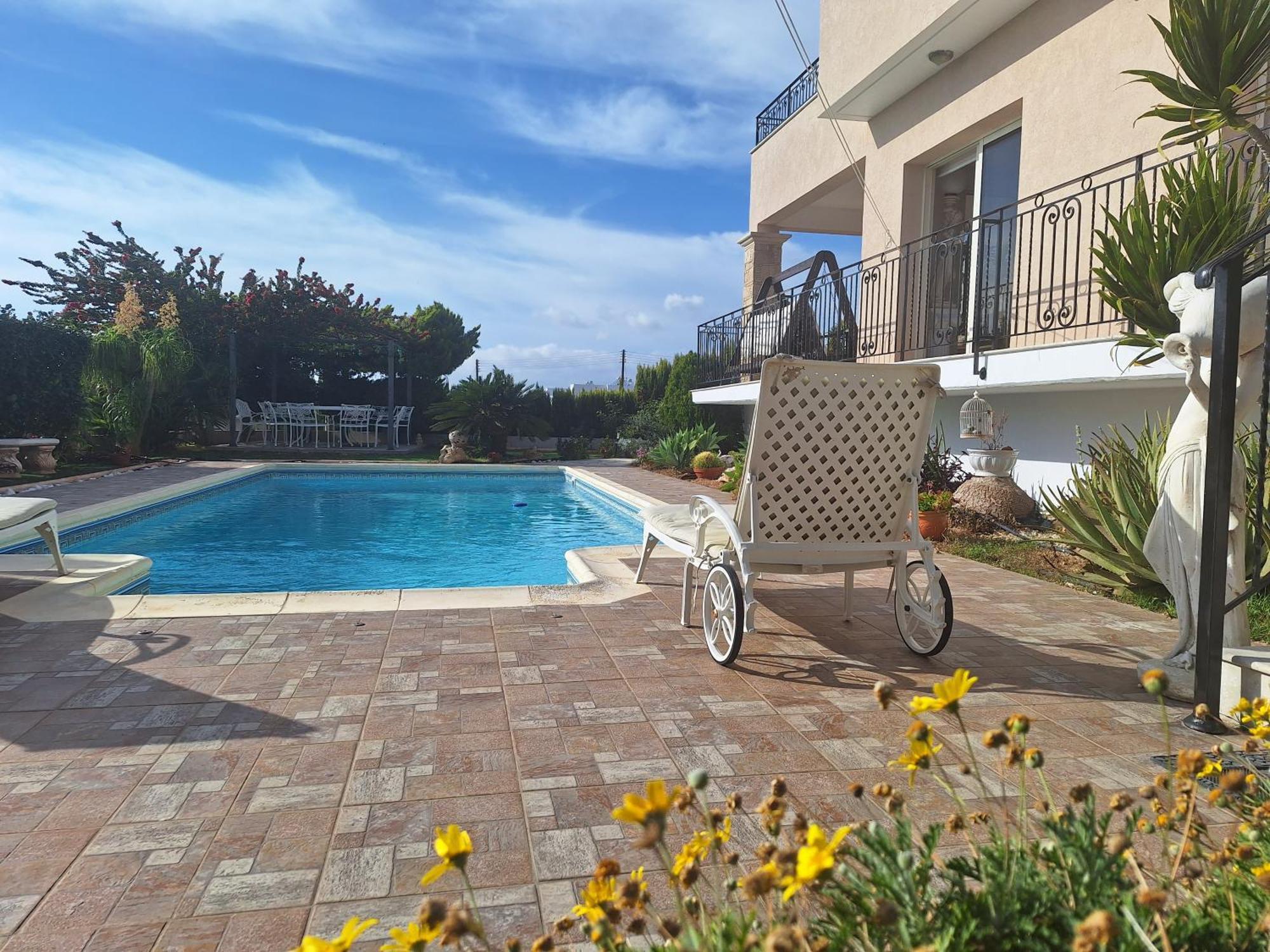 Rose Villa - 3 Bed Pool Episkopi  ภายนอก รูปภาพ